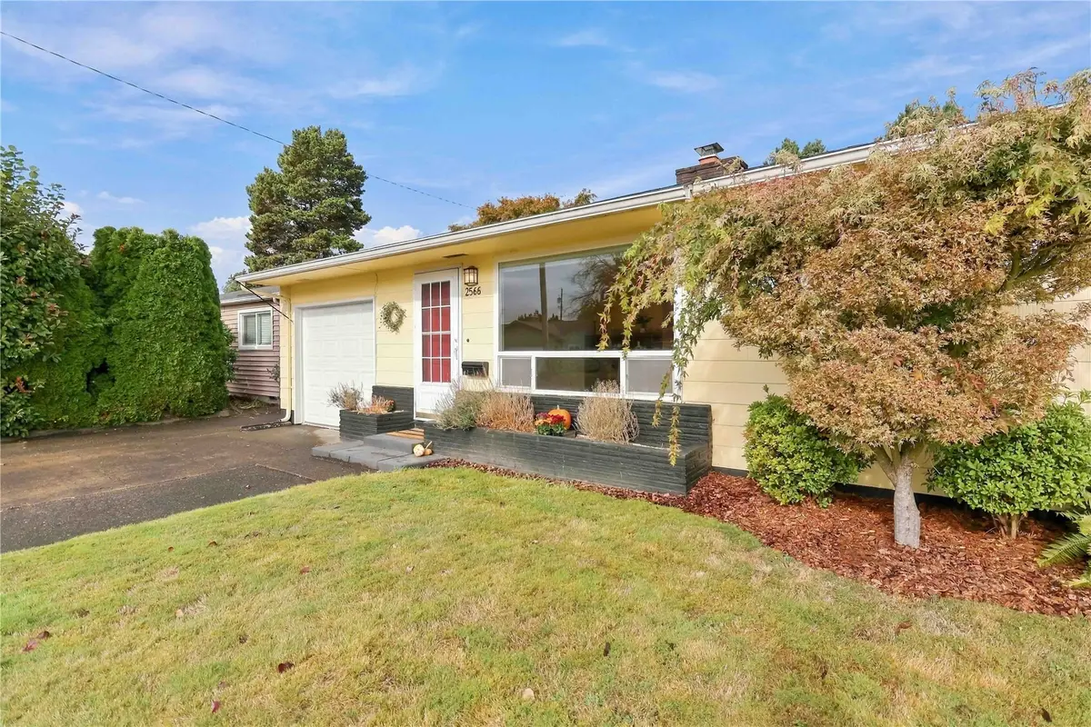 2566 Taylor Avenue, Longview, WA 98632 - #1