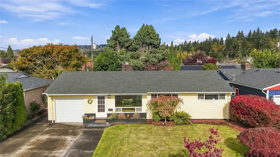 2566 Taylor Avenue, Longview, WA 98632 - #2
