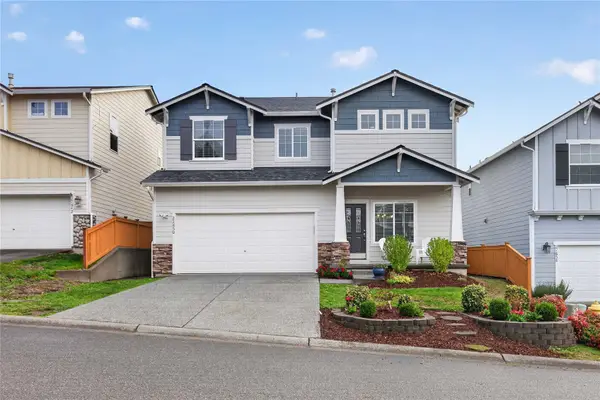 27850 256th Court Se, Maple Valley, WA 98038
