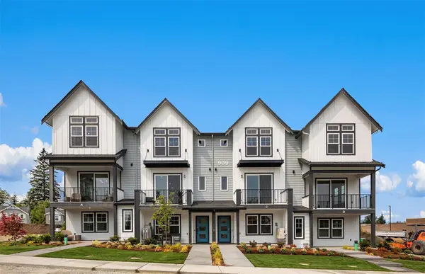 24312 10th Avenue Se #D, Bothell, WA 98021