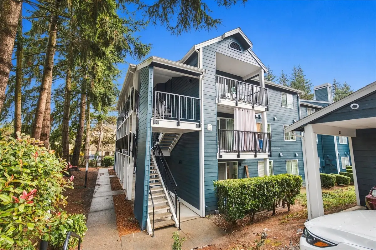 215 100th Street Sw #D307, Everett, WA 98204 - #1
