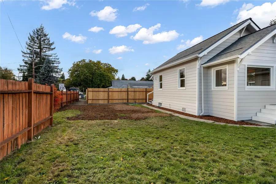 1405 High Avenue, Bremerton, WA 98337 - #2