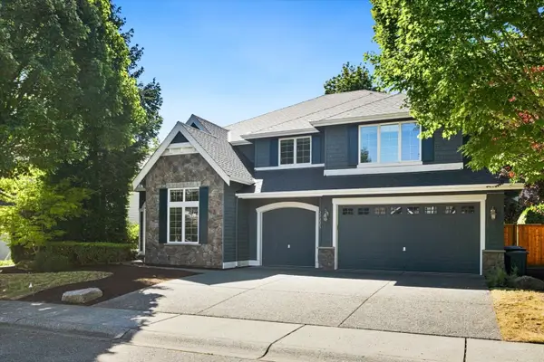 27225 SE 13th Place, Sammamish, WA 98075
