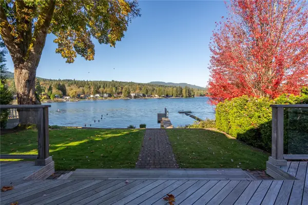259 Friday Creek Road, Bellingham, WA 98229