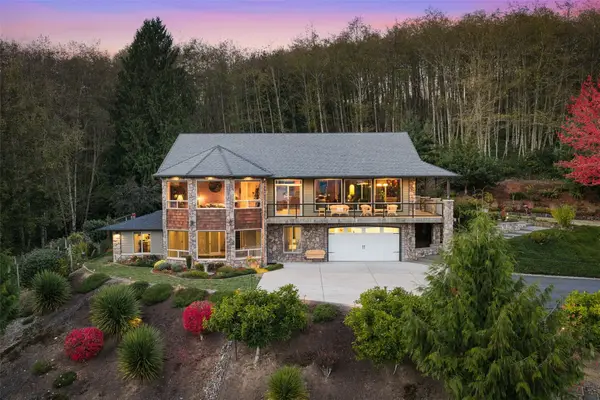 220 Lazy Road, Longview, WA 98632