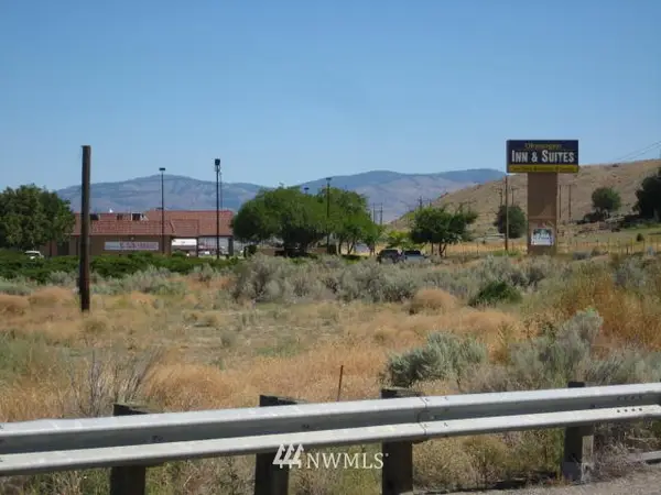 0 Apple Way Road, Okanogan, WA 98840