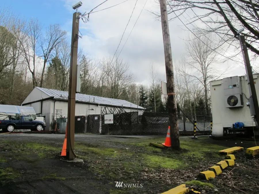 2457 Kamber Road, Bellevue, WA 98007 - Image #3