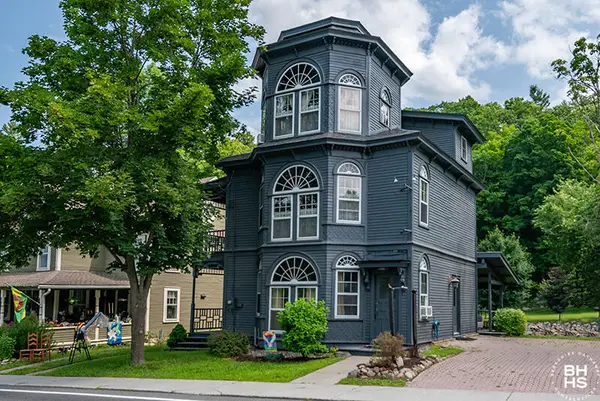 10918 Nys Route 9n, Keene, NY 12942