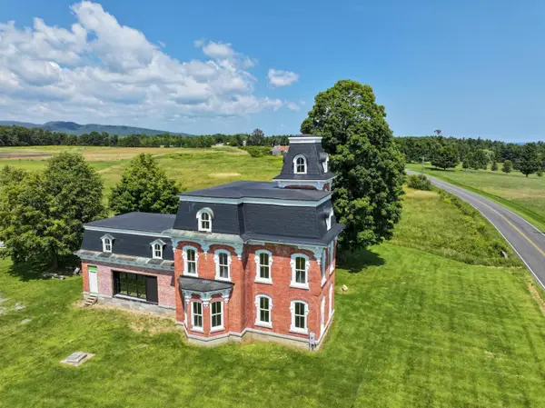 249 Point Road, Willsboro, NY 12996