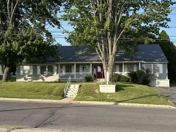 2 Hospital Dr., Massena, NY 13662