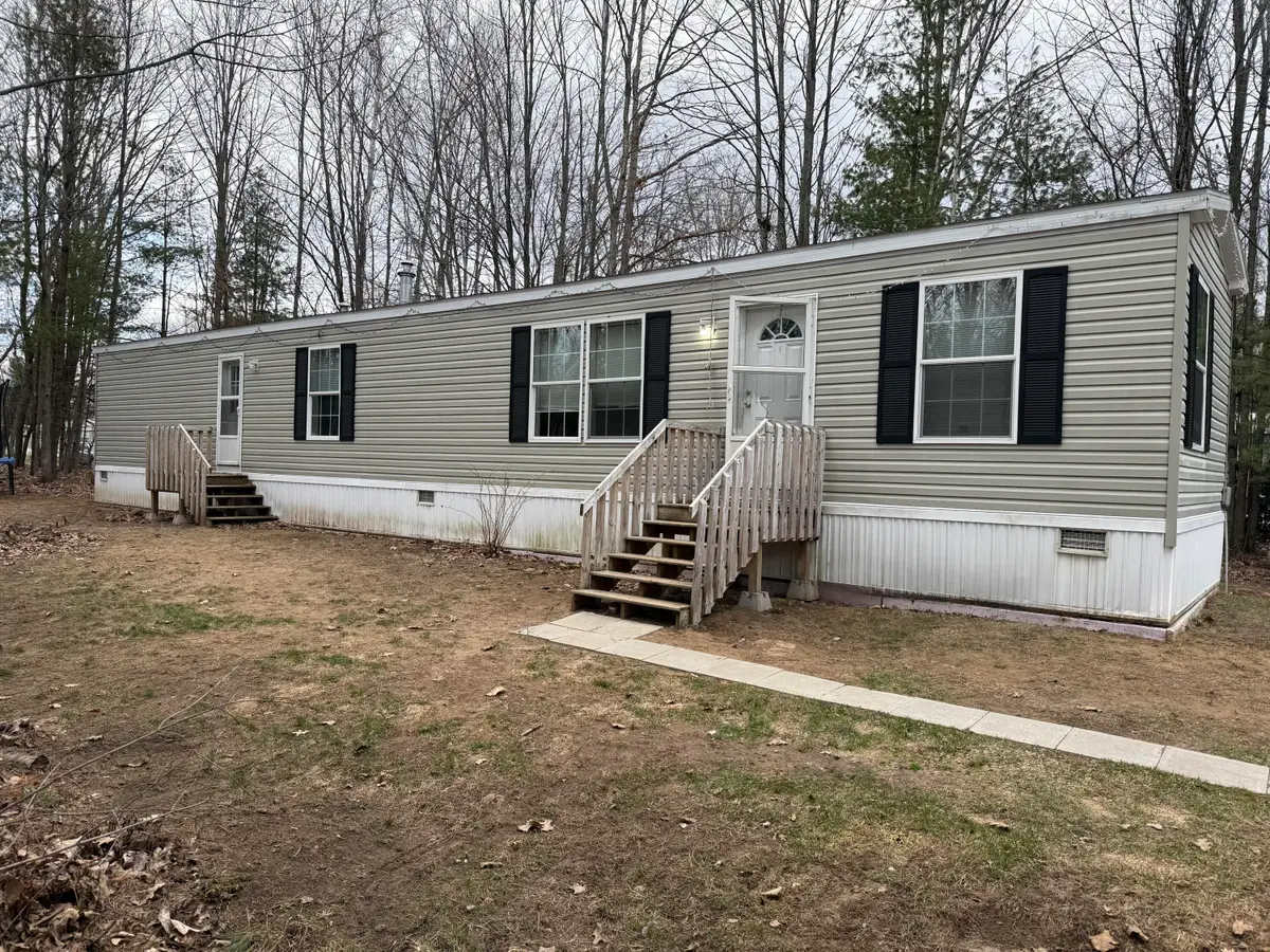 18 Spaulding Drive, Plattsburgh, NY 12901 - Image #1