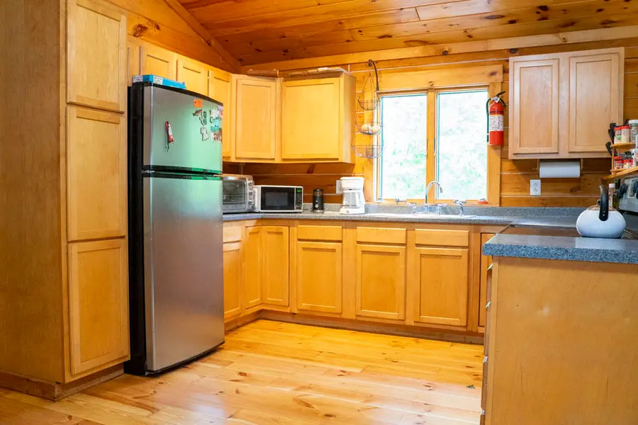 32 Fox Farm Road, Plattsburgh, NY 12901 - Image #2