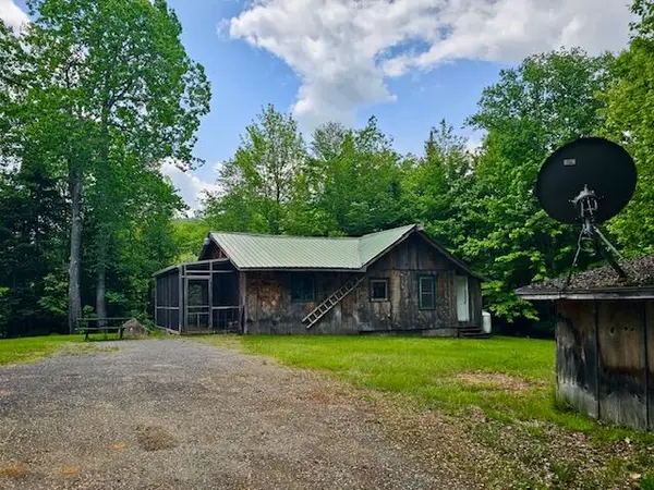 2837 County Rt 26, Vermontville, NY 12989