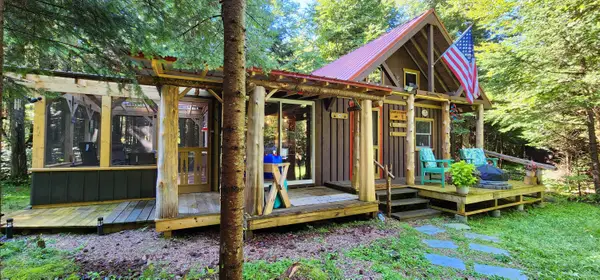 26 E East Pinnacle Road Road, Bellmont, NY 12920