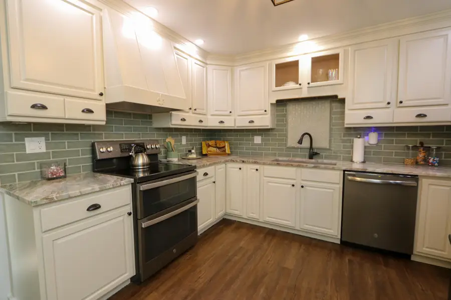 144 Rugar Street, Plattsburgh, NY 12901 - Image #3