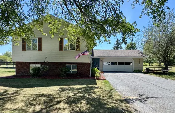 23 Smith Street, Rouses Point, NY 12979