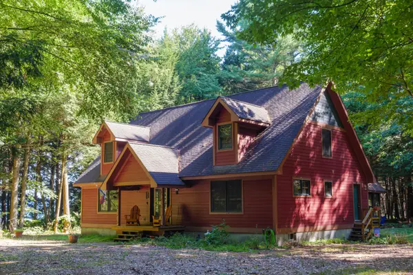 3388 Essex Road, Willsboro, NY 12996