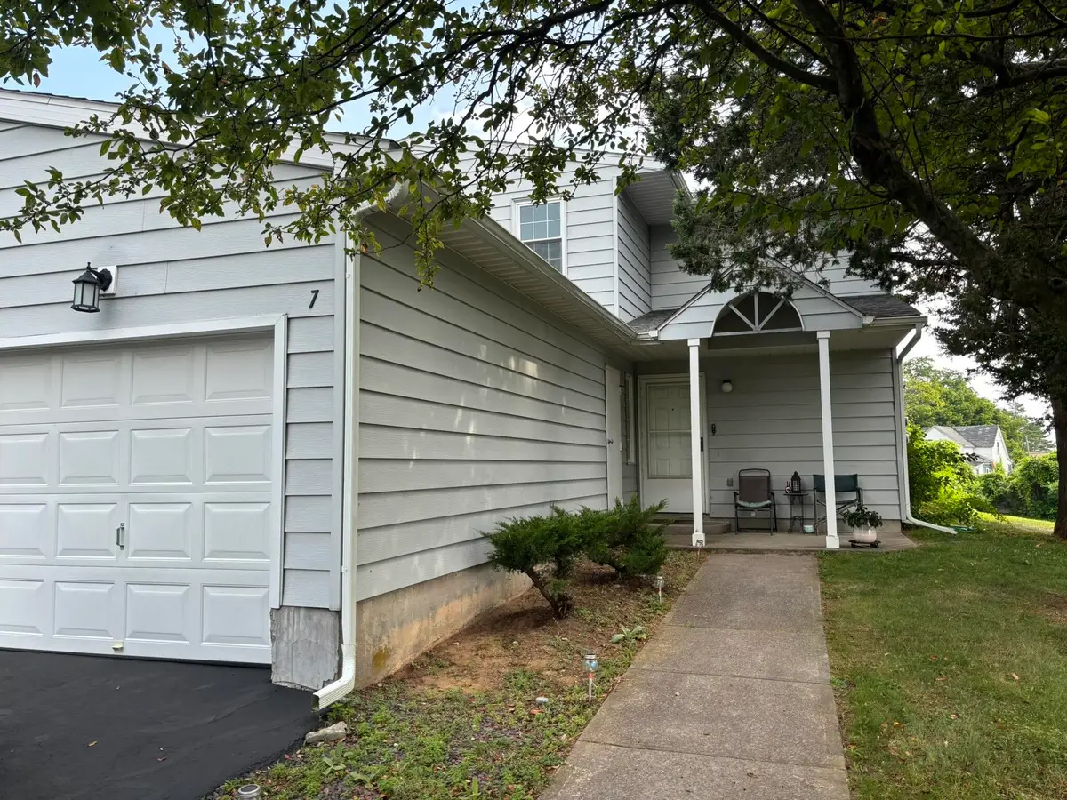 7 Baltimore Way, Plattsburgh, NY 12903 - Image #1