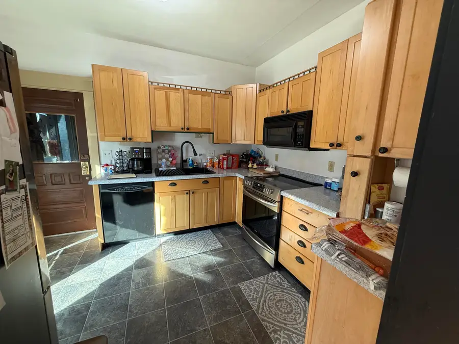 1 Oliver Court, Plattsburgh, NY 12901 - Image #3