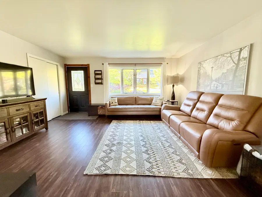 30 Addoms Street, Plattsburgh, NY 12901 - Image #3