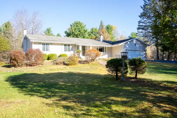 59 Rosbo Lane, Morrisonville, NY 12962