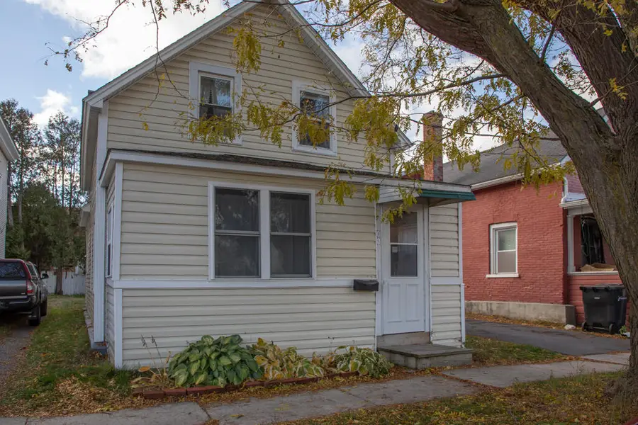 85 Montcalm Avenue, Plattsburgh, NY 12901 - Image #2