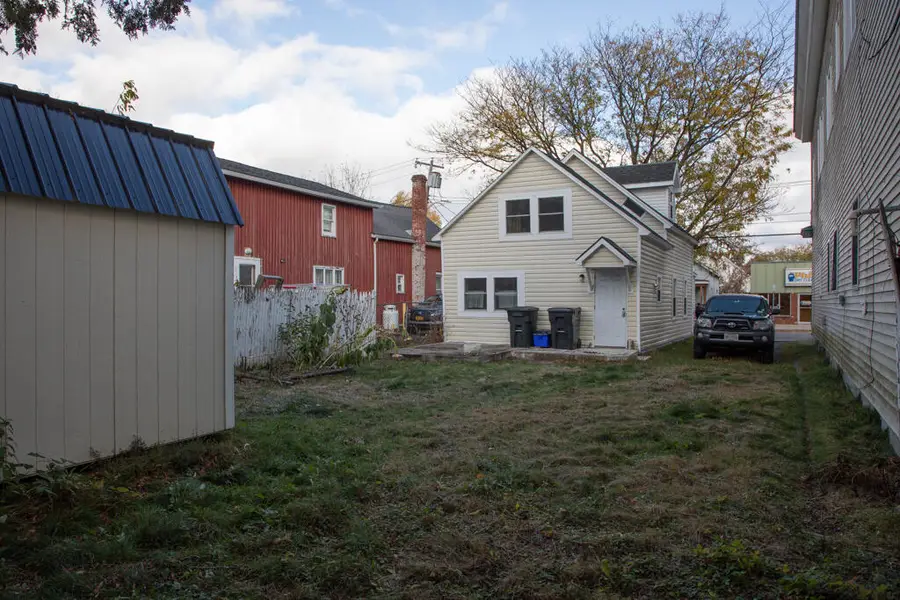 85 Montcalm Avenue, Plattsburgh, NY 12901 - Image #3