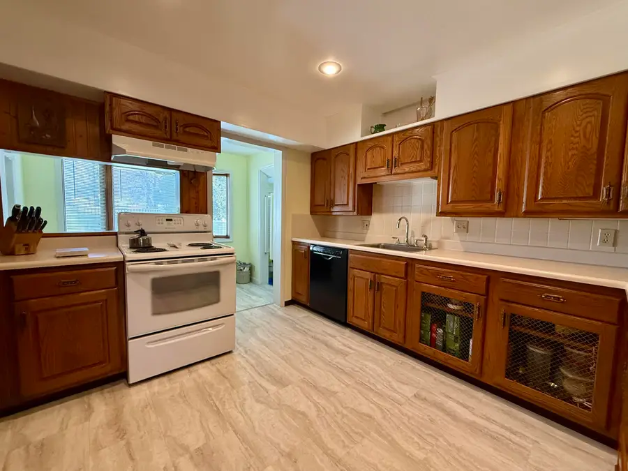 15 Pierrepont Avenue, Malone, NY 12953 - Image #2