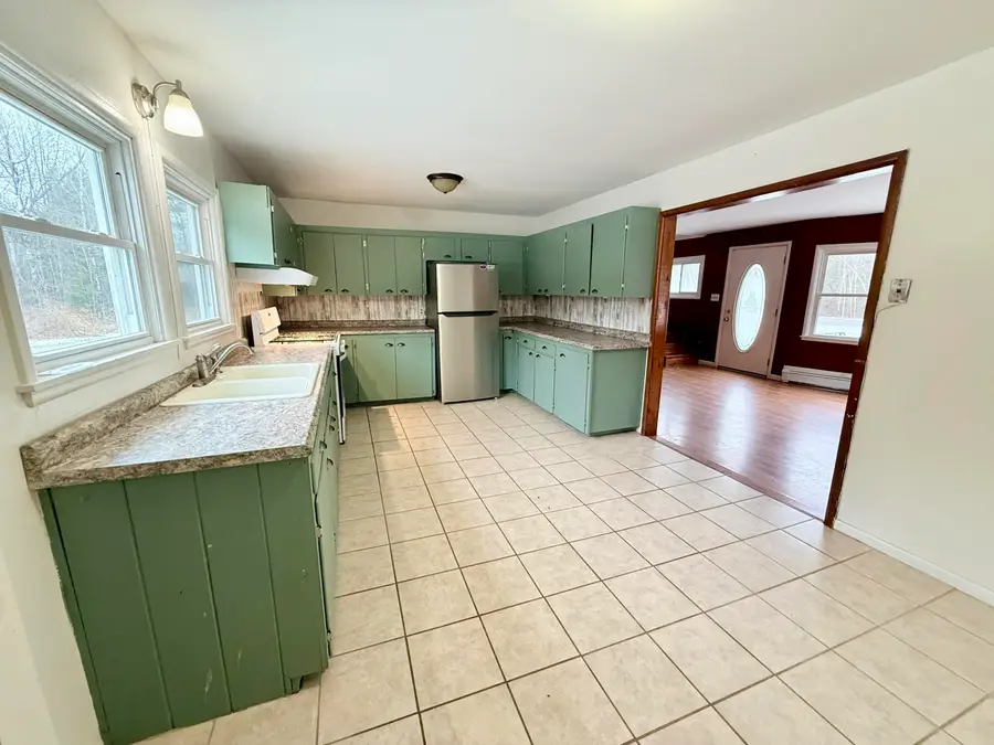 328 Salmon River Road, Plattsburgh, NY 12901 - Image #2