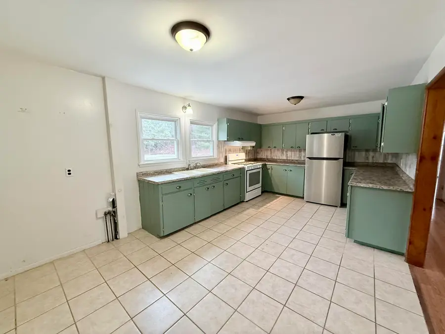 328 Salmon River Road, Plattsburgh, NY 12901 - Image #3