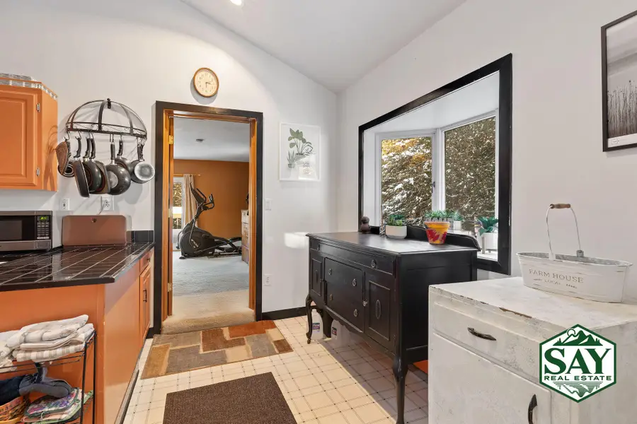 33 Trudeau Road, Saranac Lake, NY 12983 - Image #3