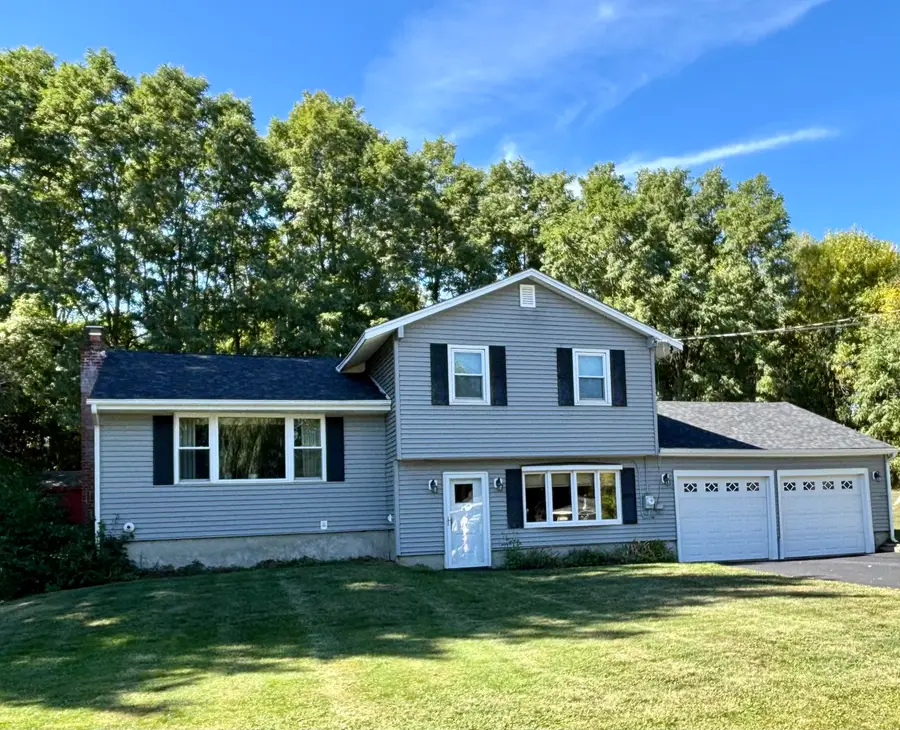 15 Sheila Avenue, Plattsburgh, NY 12901 - Image #2