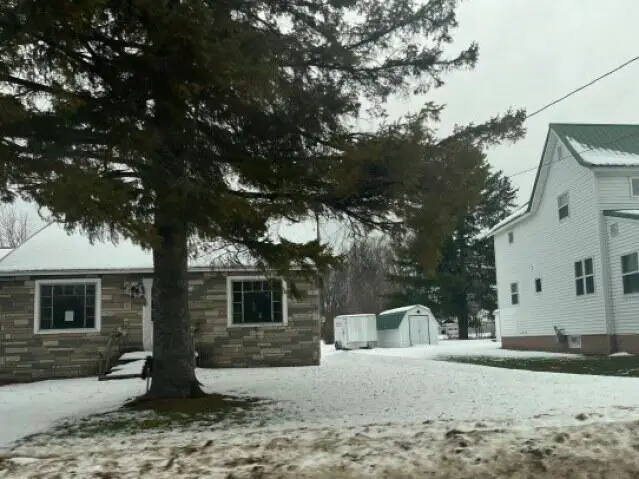 82 W Hatfield Street, Massena, NY 13662 - Image #3