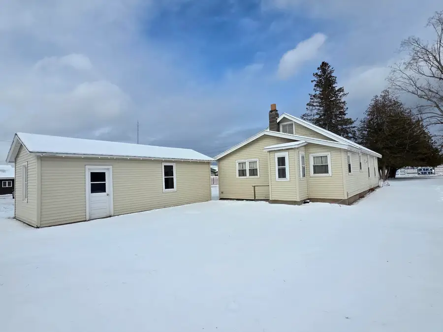 689 Glen Road, Jay, NY 12941 - Image #2