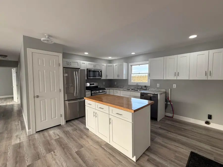 43 Seneca Drive, Plattsburgh, NY 12901 - Image #3