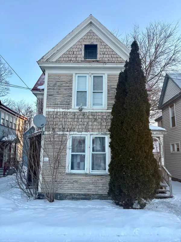 17 Fort Covington Street, Malone, NY 12953