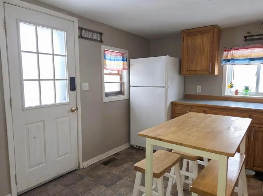 215 Park St, Malone, NY 12953 - #2