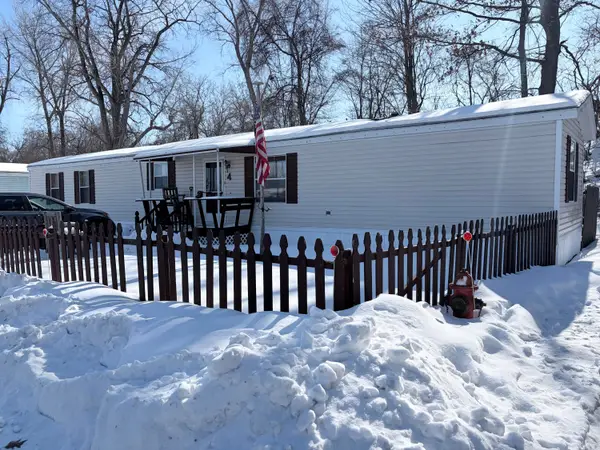 4 Hope Drive, Plattsburgh, NY 12901