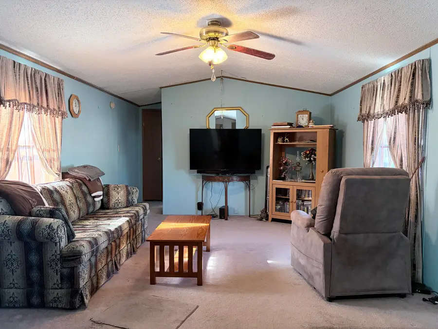 4 Hope Drive, Plattsburgh, NY 12901 - #3