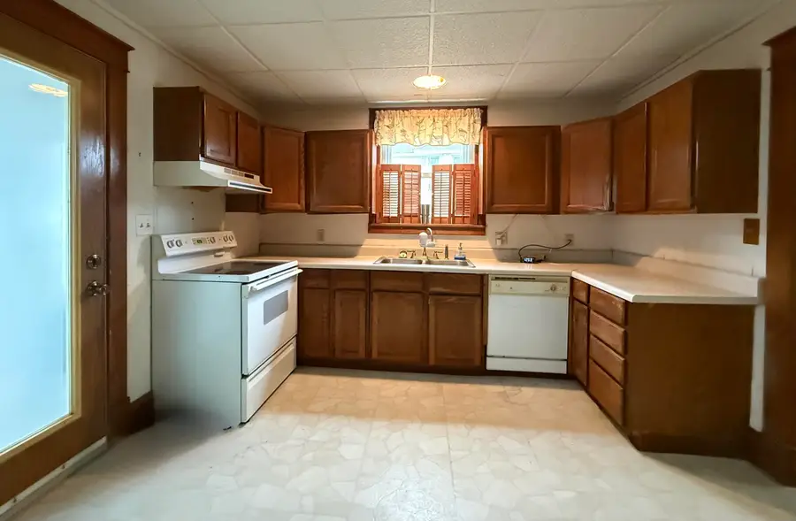 111 Academy Street, Malone, NY 12953 - #3