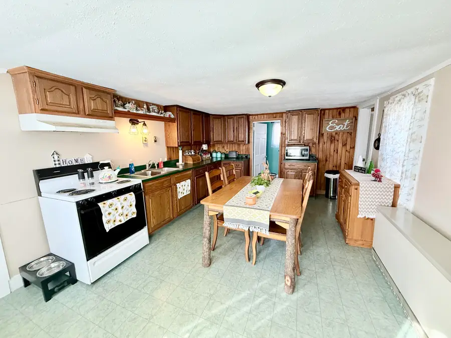 104 Wallace Hill Road, Plattsburgh, NY 12901 - #2