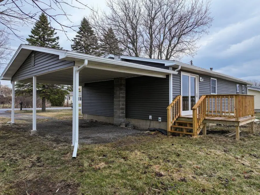 17 Columbus Drive, Rouses Point, NY 12979 - #2