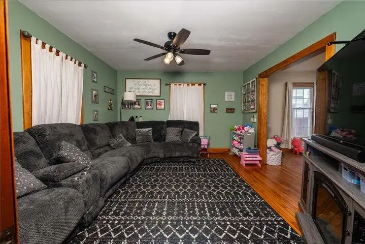 9 Jones Street, Malone, NY 12953 - #3