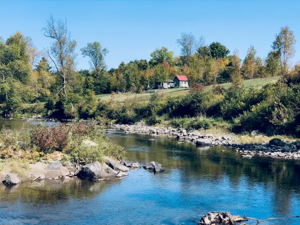 1787 Ny-22, Essex, NY 12936