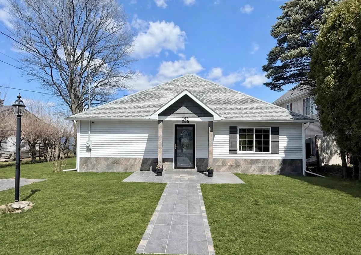 142 Algonquin Park Road, Plattsburgh, NY 12901 - #1