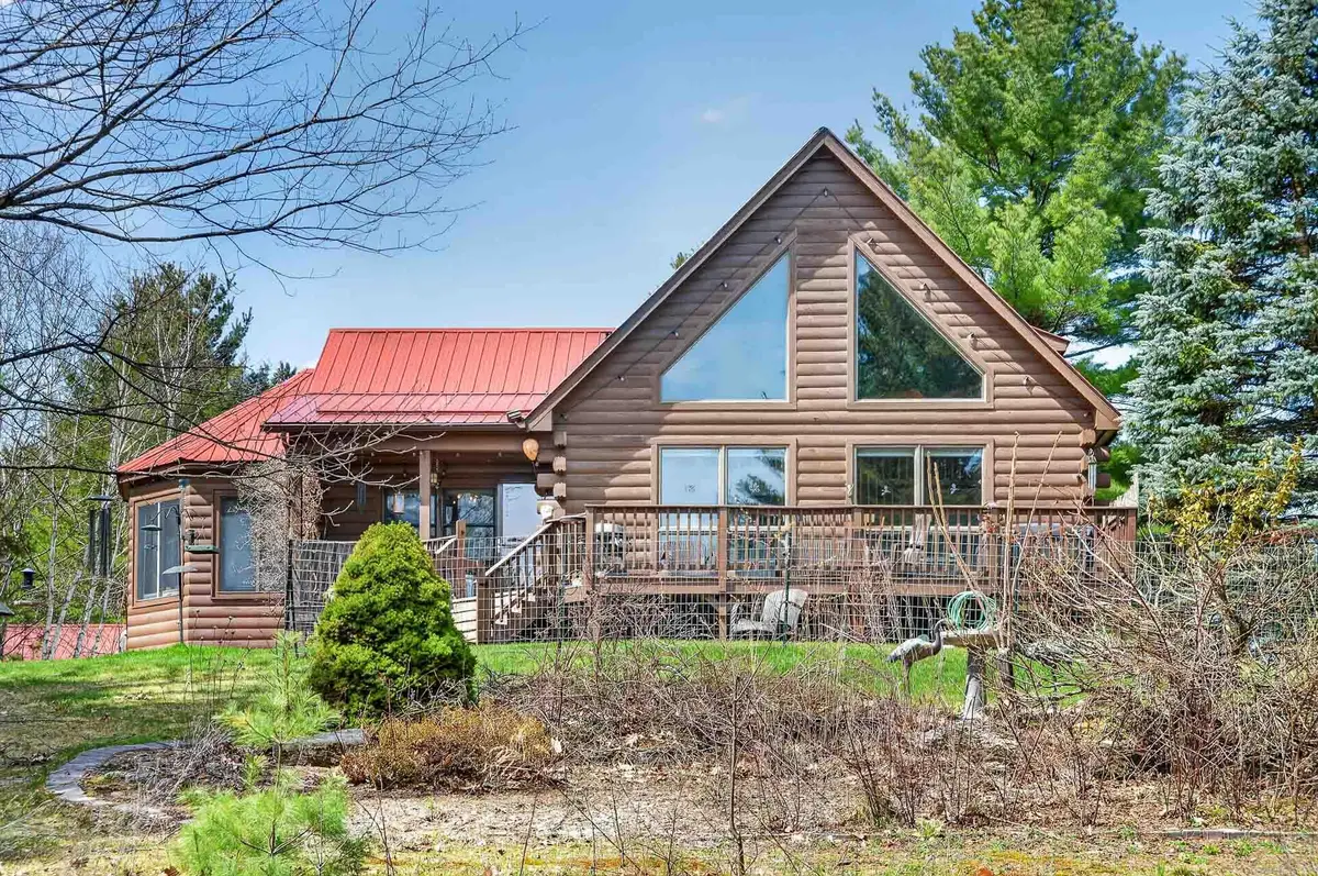 19 Huntington Avenue, Morrisonville, NY 12962 - #1