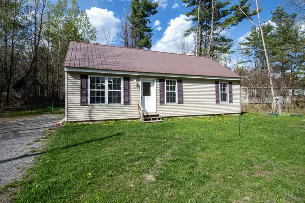 33 Pine Avenue, Willsboro, NY 12996