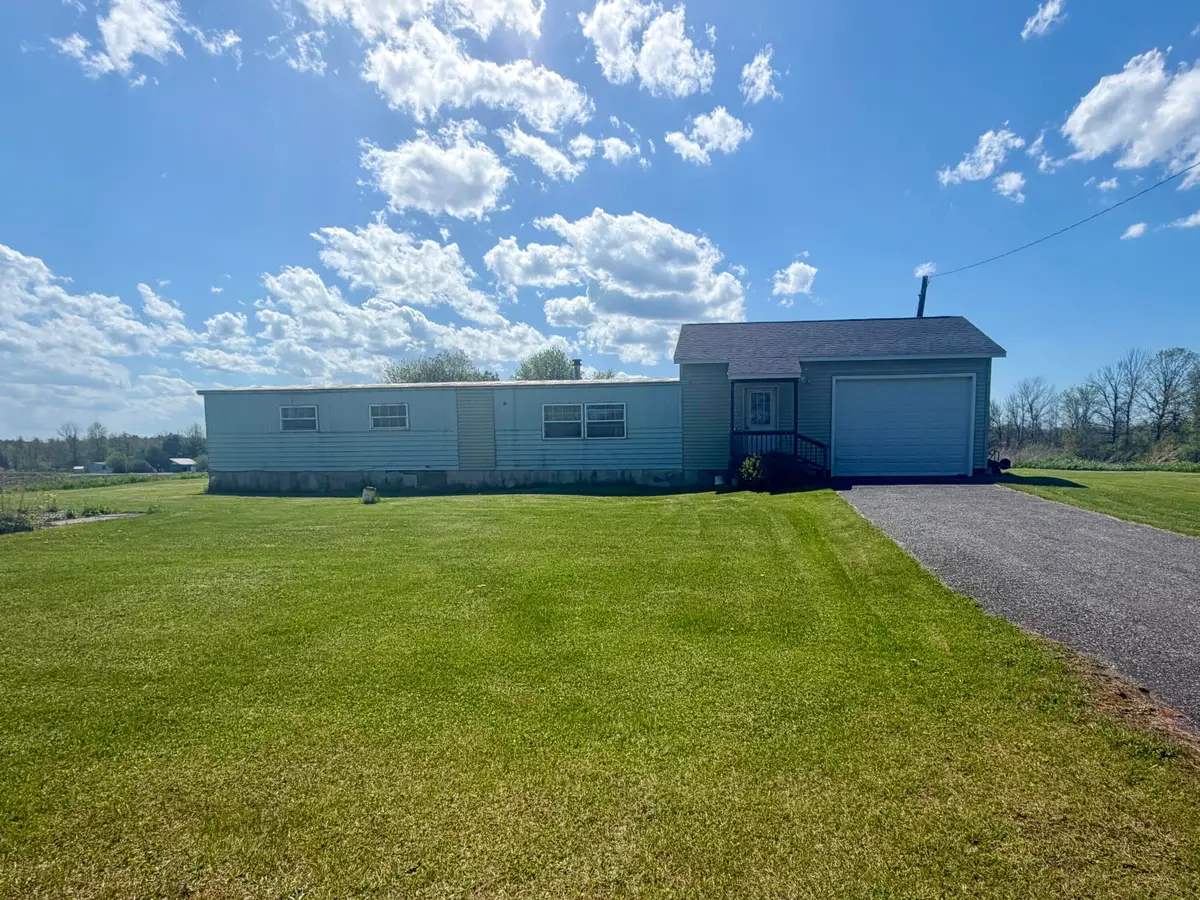 19 Lyons Road, Plattsburgh, NY 12901 - #1