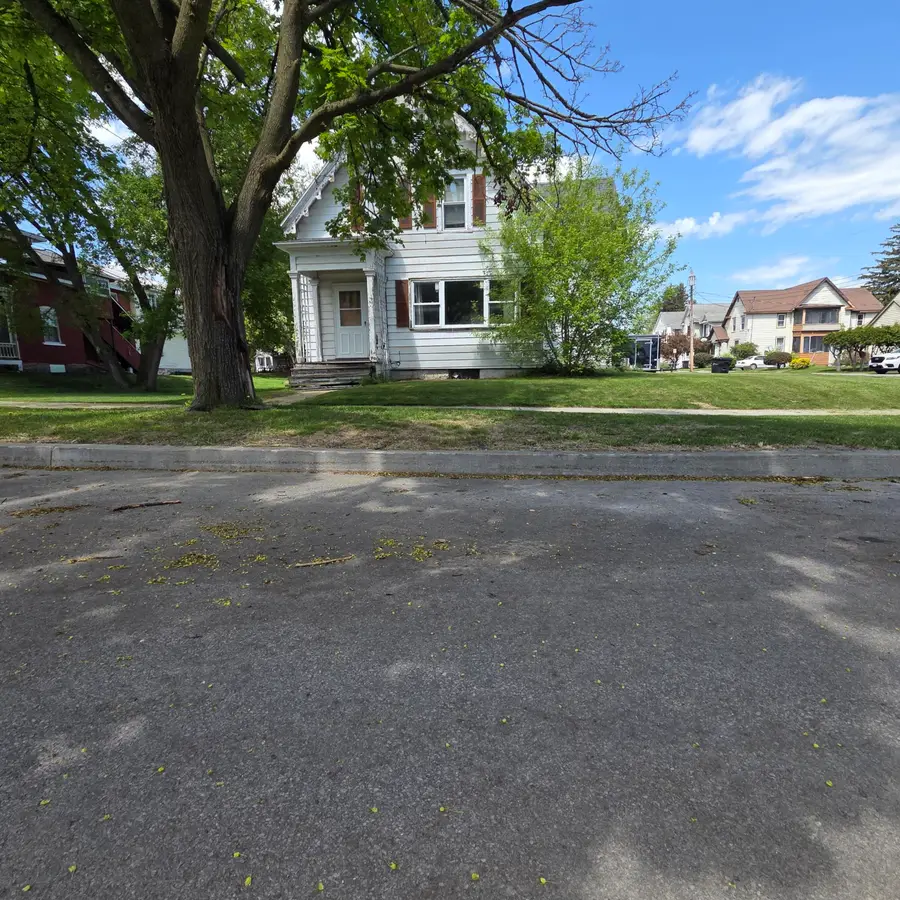 43 Lorraine Street, Plattsburgh, NY 12901 - #3