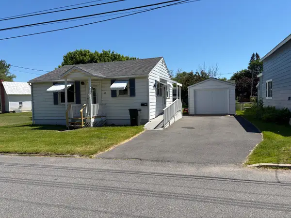 15 Standish Street, Plattsburgh, NY 12901